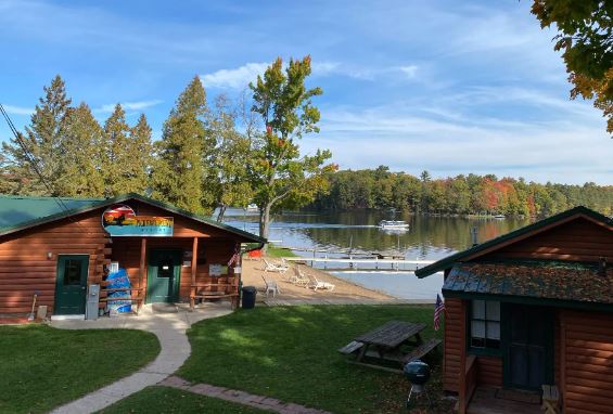 Pickerel Point Resort