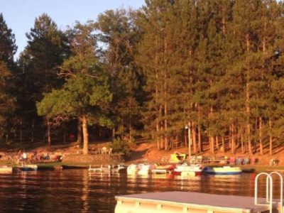 Jackson's Lakeside Cottages