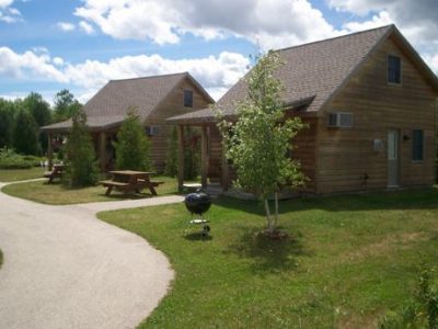 Journey's End Motel & Cabins