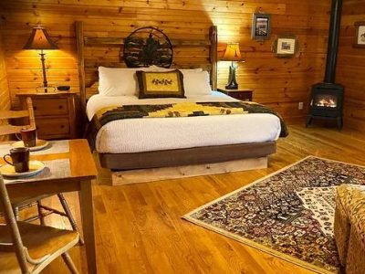 Kickapoo Valley Ranch Guest Cabins