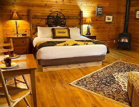 Kickapoo Valley Ranch Guest Cabins